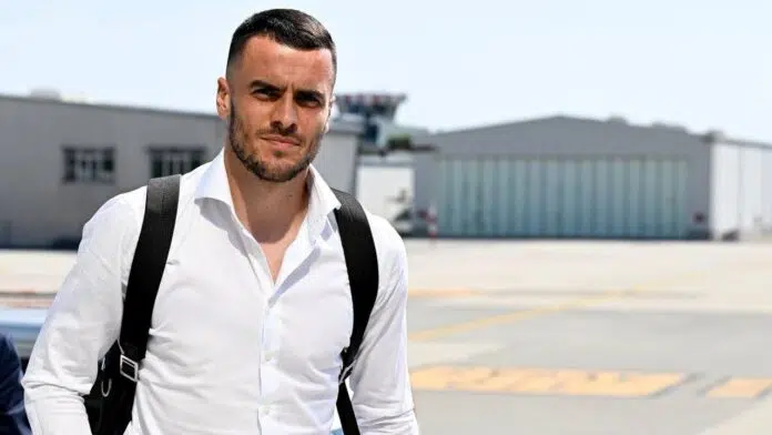 Kostic Stigao U Torino Video