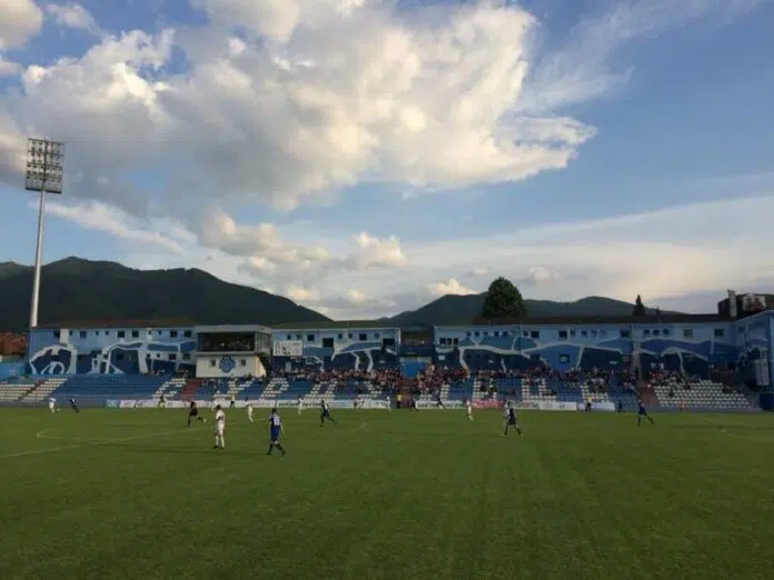 POVRATAK U SRBIJU: Radnik dovodi zaboravljenog nogometaša Zvezde Povratak U Srbiju Radnik Dovodi Zaboravljenog Nogometasa Zvezde