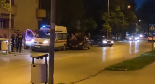Video Navijaci Sarajeva Napadnuti U Zenici Na Terenu Vozila Policije
