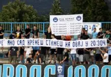 Vojvode traže odlazak Savovića, transparentom mu poručili: Ako sad kreneš, stižeš na ovaj u 20:30 Vojvode Traze Odlazak Savovica Transparentom Mu Porucili Ako Sad Krenes