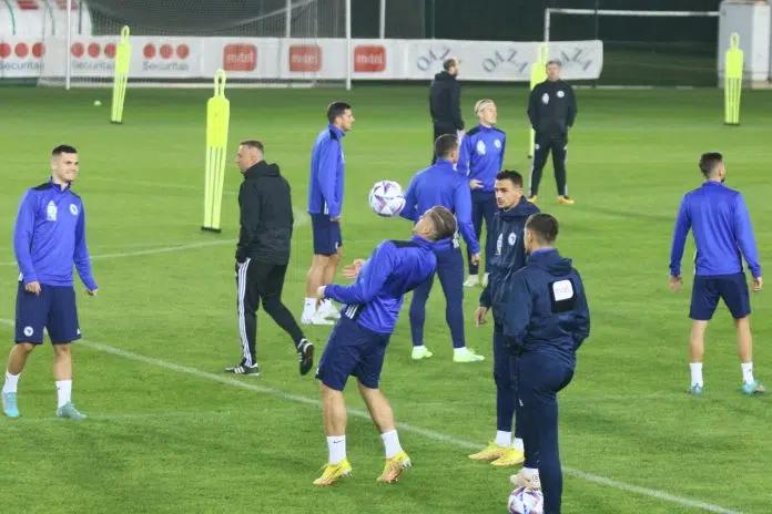 Atmosfera Na Posljednjem Treningu Reprezentacije Bih Uoci Duela Sa