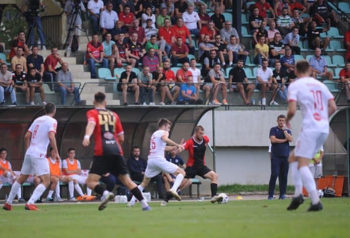 Plemici Odolijevaju Zestokom Ritmu Utakmica Zrinjski Nakon Sarajeva Savladao