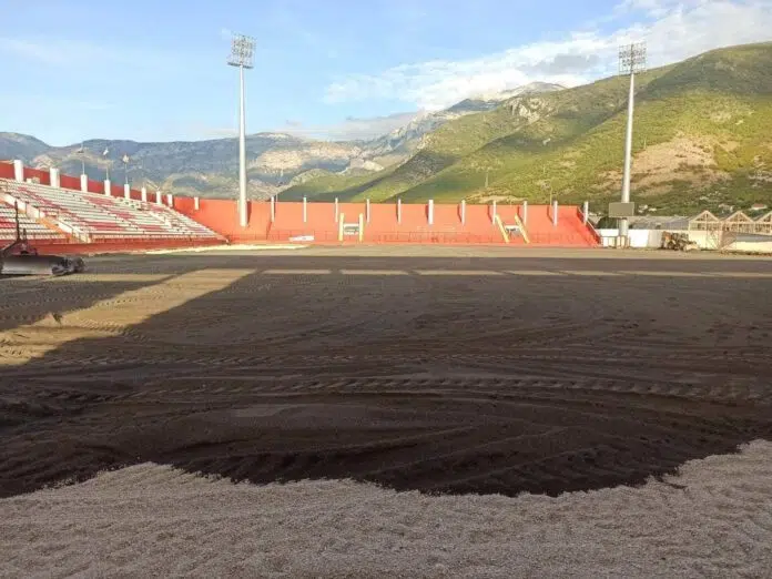 Radovi Na Stadionu Rodeni Zaustavljeni Velez Najavljuje Pokretanje Tuzbe