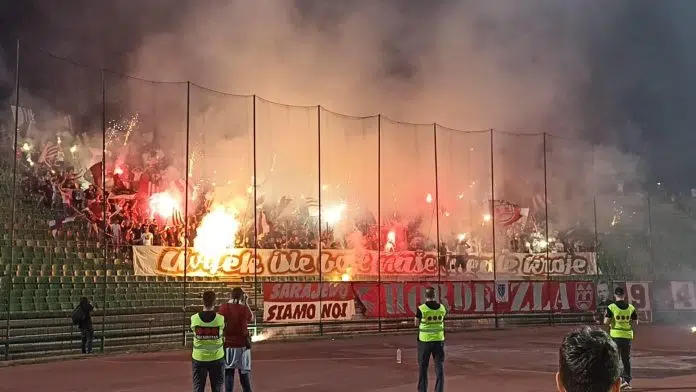 Horde Zla Se Oglasile Uoci Meca Protiv Sirokog Brijega Sada