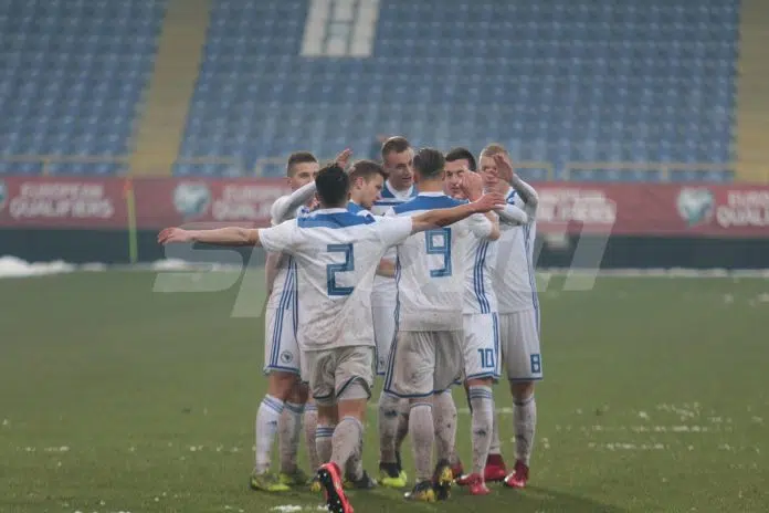 Pohvalili se na društvenim mrežama: Bivši fudbaler Sarajeva zadužio reprezentativni Pohvalili Se Na Drustvenim Mrezama Bivsi Fudbaler Sarajeva Zaduzio Reprezentativni