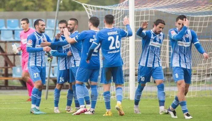 Tri tima na vrhu, Petrovac prekinuo niz, Jedinstvo u finišu Tri Tima Na Vrhu Petrovac Prekinuo Niz Jedinstvo U Finisu