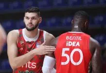 Ben Bentil oduševljen Zvezdinim navijačima, a i mladim Topićem! Ben Bentil Odusevljen Zvezdinim Navijacima A I Mladim Topicem