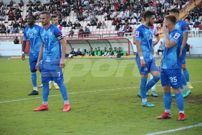 Fudbaleri Tuzla Cityja Uz Svog Trenera Igraci Poslali Poruku Jovicu