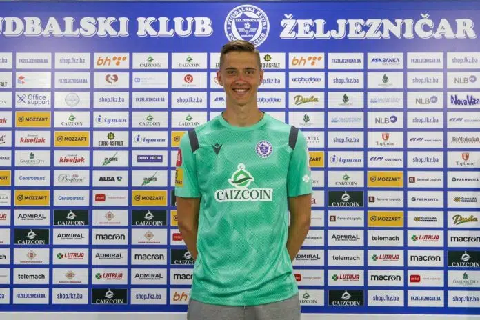 Kao što je i bilo najavljeno: Mladi golman Željezničara trenira Kao Sto Je I Bilo Najavljeno Mladi Golman Zeljeznicara Trenira