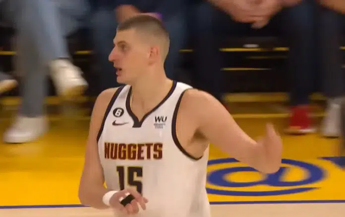 Nastavlja Gde Je Stao Jokic Tripl Dablom Srusio Sampiona Video