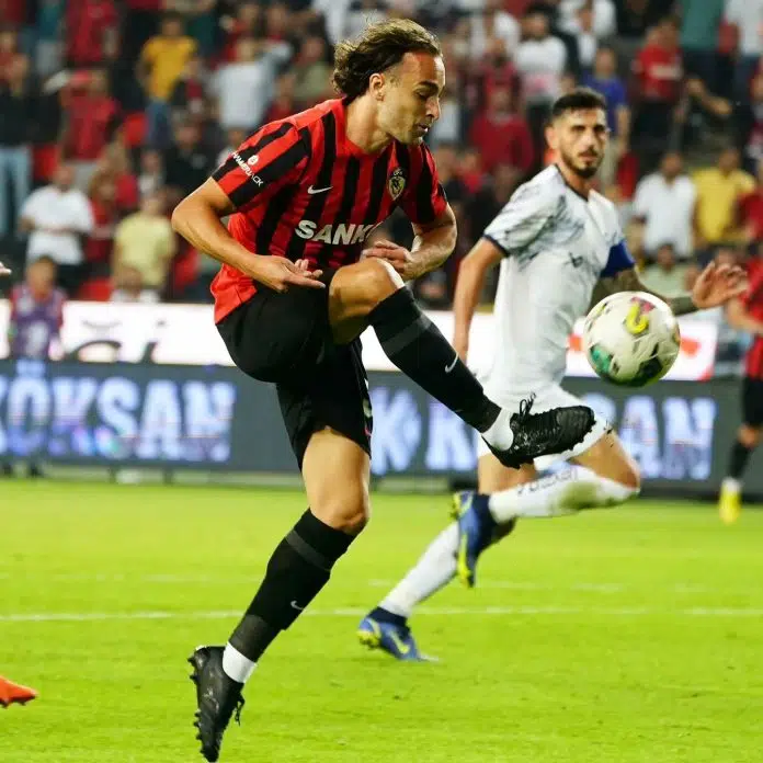 PROCVETAO POSLE ODLASKA IZ PARTIZANA: Novi gol Lazara Markovića (VIDEO) Procvetao Posle Odlaska Iz Partizana Novi Gol Lazara Markovica Video