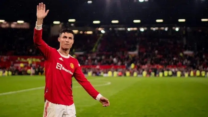 Ronaldo U Januaru Definitivno Napusta Mancester Junajted Bira Izmedu Ostanka