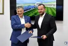 Potpisan Aneks ugovora za izgradnju dva fudbalska terena i objekta za smještaj i treniranje reprezentativaca u Zenici 1667353772 Potpisan Aneks Ugovora Za Izgradnju Dva Fudbalska Terena I Objekta