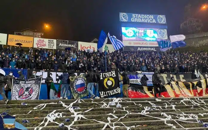 Manijaci Se Za 35 Rodendan Pohvalili Oduzetim Trofejima Drugih