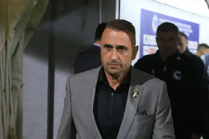 Preuzima Li Petev Klupu Fk Sarajevo Evo Sta O Tome