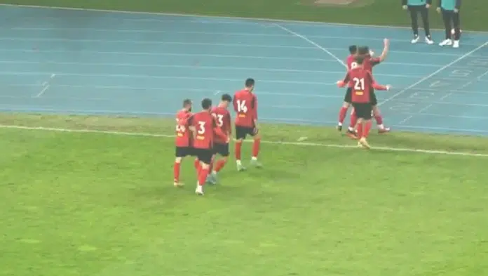 Video Veliko Odusevljenje Na Stadionu Vardar Poveo Protiv Zeljeznicara Janevski