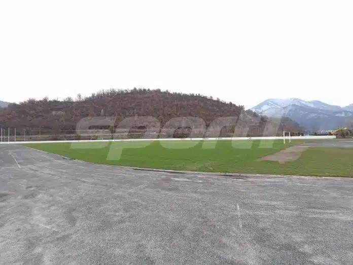 Pocelo Postavljanje Stolica Pogledajte Kako Sada Izgleda Gradski Stadion