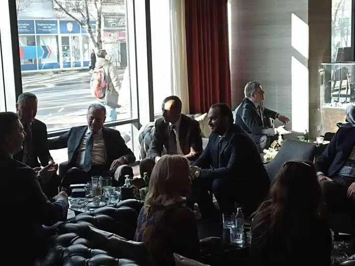 Predsjednik N/FSBiH u društvu Aleksandra Čeferina u Beogradu Predsjednik Nfsbih U Drustvu Aleksandra Ceferina U Beogradu
