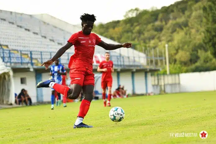 Velez Trojicu Fudbalera Poslao Na Pozajmicu U Jedinstvo Iz Bihaca