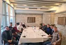 Faruk Hadžibegić posjetio još jednog premijerligaša Faruk Hadzibegic Posjetio Jos Jednog Premijerligasa