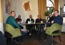 Selektor posjetio još jedan klub: FK Leotar se pohvalio sastankom sa Hadžibegićem Selektor Posjetio Jos Jedan Klub Fk Leotar Se Pohvalio Sastankom