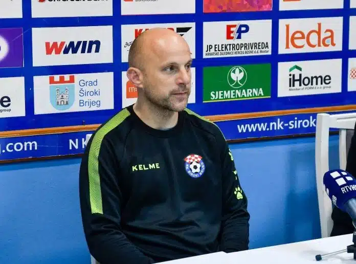 Sirokobrijezanima Zasmetao Potez Tuzlaka To Nije Korektno