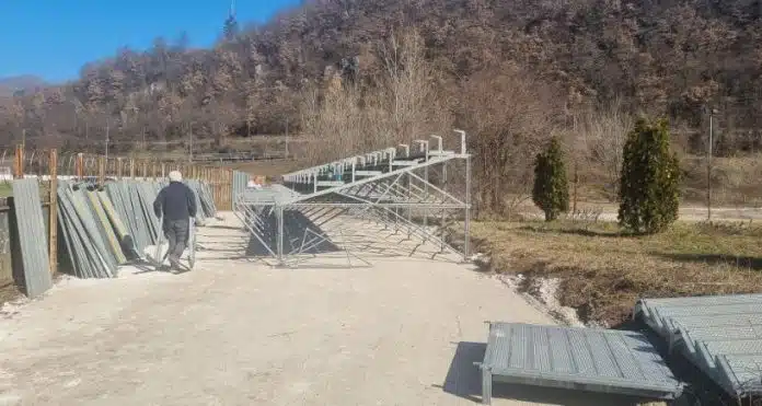 Sprema Se Spektakl Igman Postavlja Montaznu Tribinu Za Gostujuce Navijace