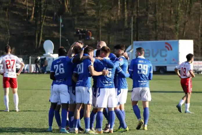 Zeljeznicar ‘‘Visio‘‘ Na Rubu Provalije U Gradaccu Ali Se