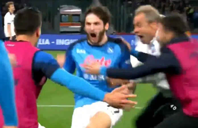 HLADE ŠAMPANJAC: Napoli za poluvreme rešio Atalantu! (VIDEO) Hlade Sampanjac Napoli Za Poluvreme Resio Atalantu Video