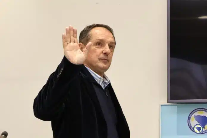 Uzivo Faruk Hadzibegic Objavljuje Spisak Gledajte Uzivo Press Konferenciju
