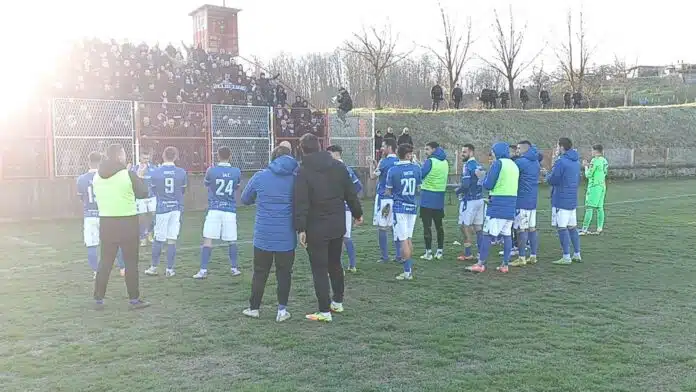 Video Manijaci Znali Proslaviti Plasman U Polufinale Kupa Bosne I