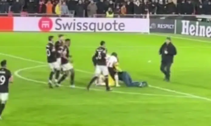 ZBOG NAPADA NA DMITROVIĆA: Kažnjen i PSV! Zbog Napada Na Dmitrovica Kaznjen I Psv