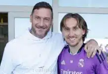 Totti došao u Real. Slikao se sa svim igračima, ali pričao samo o jednom! 64453Cb4 92C4 4396 B773 4D1E0A0A0A73 1F4071D2 C928 43F4 8124 F73Ae0Ca00Ff Preview