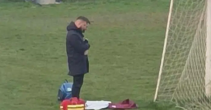 Potez za pohvalu: Fudbaleri Ilijaša klanjali poslije utakmice protiv Natrona Potez Za Pohvalu Fudbaleri Ilijasa Klanjali Poslije Utakmice Protiv Natrona