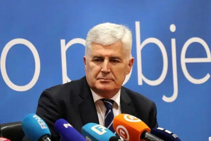 Dragan Covic Se Oglasio Nakon Sto Je Zrinjski Osvojio Titulu