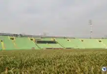 Počinje prošivanje travnjaka na Koševu, u Sarajevo stigla mašina sa Ajaxovog stadiona Pocinje Prosivanje Travnjaka Na Kosevu U Sarajevo Stigla Masina Sa