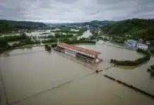 Sloboda izgubila sve, poplava uništila stadion na kojem se igrala Premijer liga ove sezone Sloboda Izgubila Sve Poplava Unistila Stadion Na Kojem Se Igrala