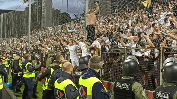 Video Igraci I Navijaci Slave Prvu Duplu Krunu Jakovljevic Poveo