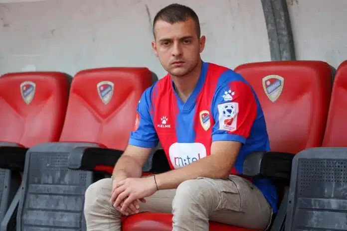 Borac Prvog Dana Priprema Predstavio Pojacanje