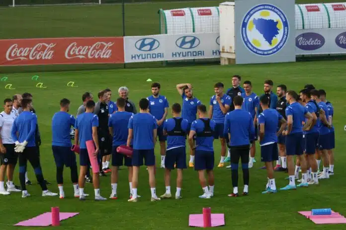Reprezentacija Bih U Dobroj Atmosferi Odradila Posljednji Trening Pred