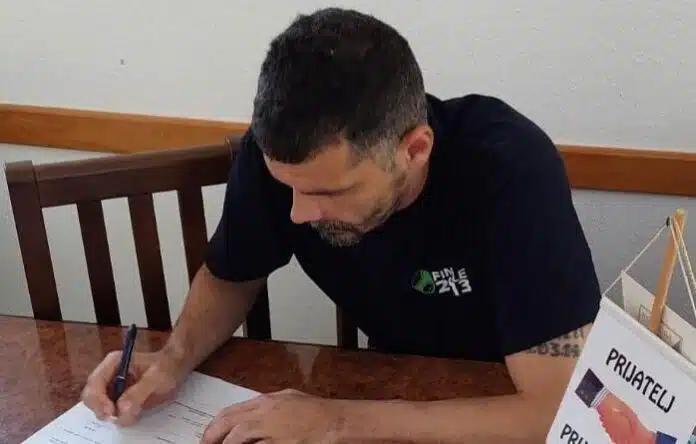 Nusmir Fajić ostaje u redovima niželigaša Nusmir Fajic Ostaje U Redovima Nizeligasa