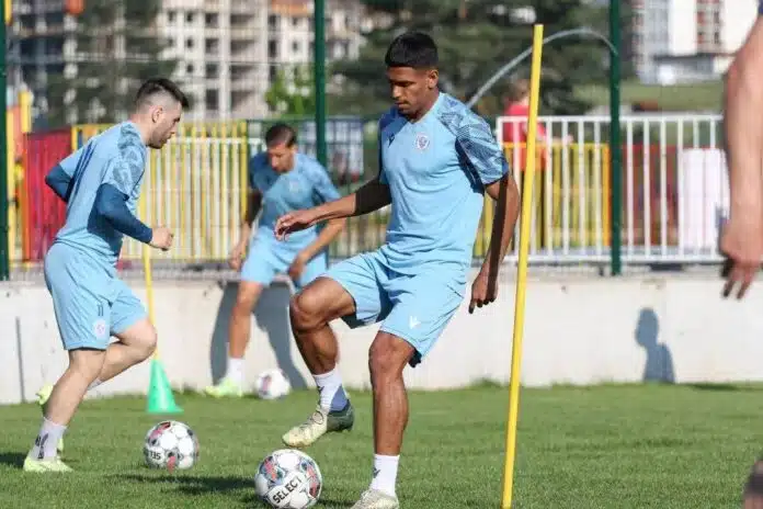 Zeljeznicar Igra Prvu Prijateljsku Utakmicu Na Zlatiboru Dvojica Novajlija Starteri