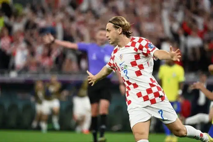 ITALIJANI SE RASPISALI: ‘Novi Modrić’ blizu sjajnog transfera u giganta Italijani Se Raspisali ‘Novi Modric Blizu Sjajnog Transfera U Giganta