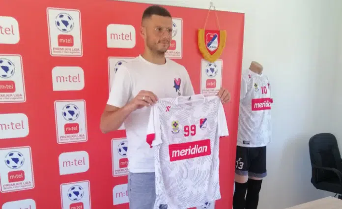 Sloga Dovela Bivseg Napadaca Crvene Zvezde