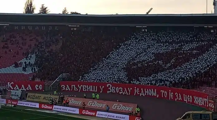 U IŠČEKIVANJU SPEKTAKLA SA FIORENTINOM: Zvezda predstavila nove dresove (FOTO) U Iscekivanju Spektakla Sa Fiorentinom Zvezda Predstavila Nove Dresove