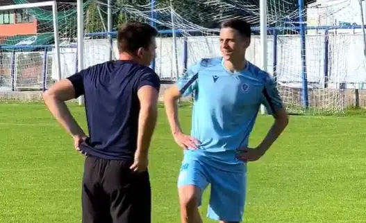 Video Pogledajte Kako Je Izgledao Prvi Trening Harisa Ovcine Na