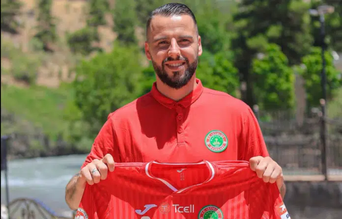 Zvanicno Dzenis Beganovic Predstavljen U Najtrofejnijem Klubu Tadzikistana