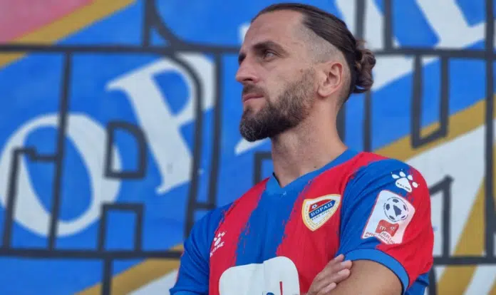 Zvanicno Stojan Vranjes Ponovo U Borcu