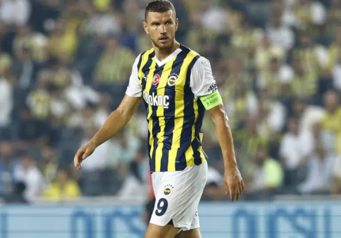 64d946c9-d018-4722-8d80-4c720a0a0a73-1690401843-1690398160-dzeko-edin-fenerbahce-e1690401423768-900x607-preview.png 64D946C9 D018 4722 8D80 4C720A0A0A73 1690401843 1690398160 Dzeko Edin Fenerbahce E1690401423768 900X607 Preview