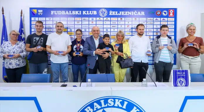 Prekrasan Potez Fk Zeljeznicar Pred Utakmicu Sa Borcem